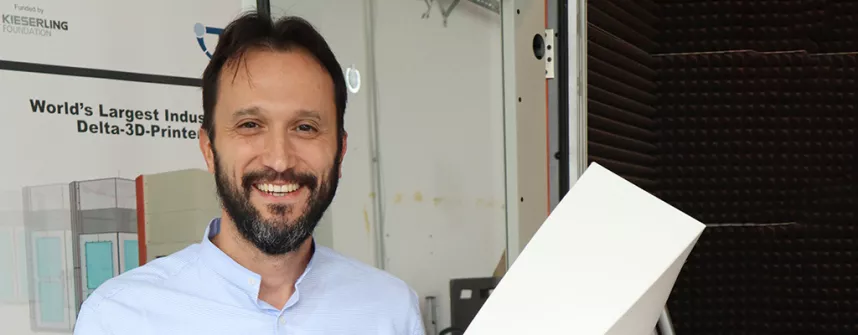 3D Printer Redefines Prototyping: The Honeycomb 3D Printer